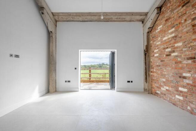 3 bed Barn Conversion for sale Image 4