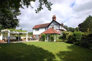 Gamlyn Gay, Gayton Close, Amersham HP6 6DW