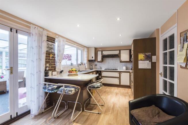 Kitchen Breakfast Room.jpg