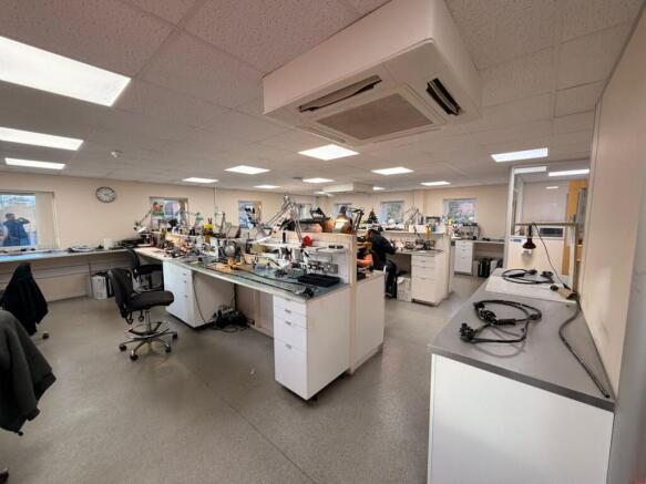 WhatsApp Image 2026-01-05 at 14.25.54 (2).jpeg