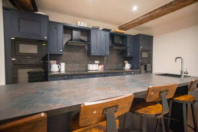 1 bed Flat Share to rent Image 5