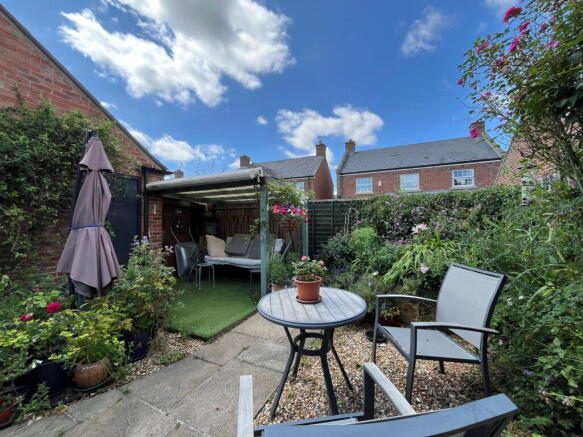 3 bed Semi-Detached for sale Image 9