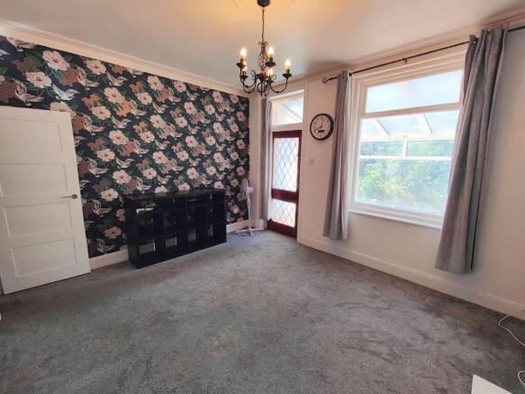 2 bed Terraced for sale Image 5