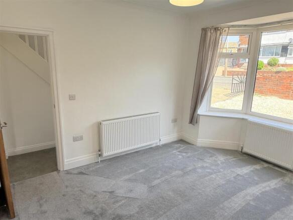 4 bed Semi-Detached for sale Image 5