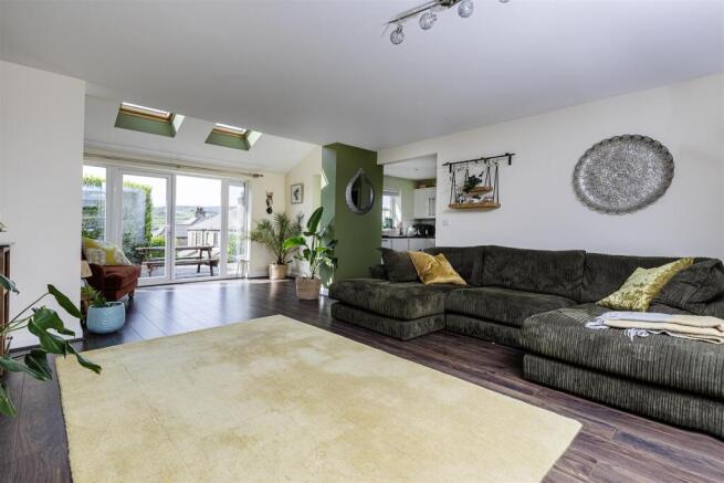 Living/Dining Room