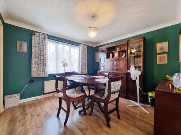 Dining Room: