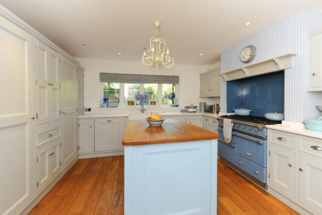 Kitchen/Breakfast...