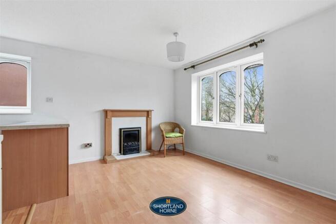 39 Dawes Close (4 of 11).jpg