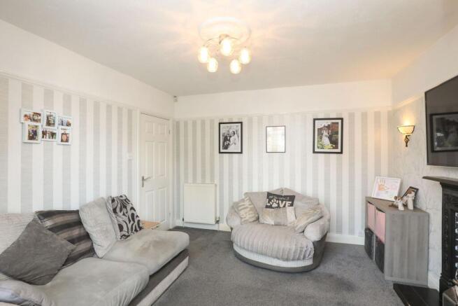 4 bed Detached for sale Image 10