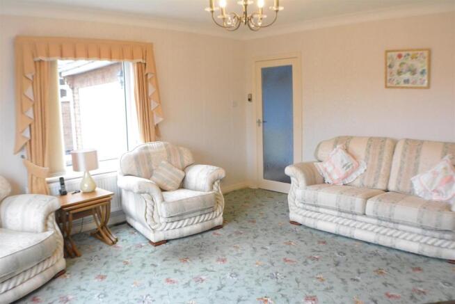 Lounge Second Picture