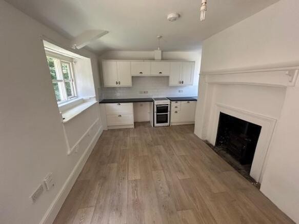 Kitchen / Lounge