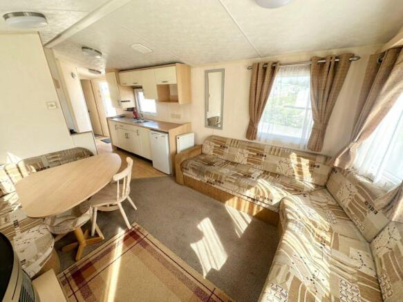 Willerby Solara 25k 4 1.jpg