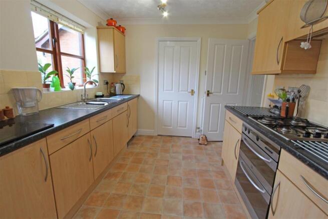 Kitchen2
