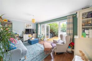 35, Littlestone Close, Beckenham BR3 1UE