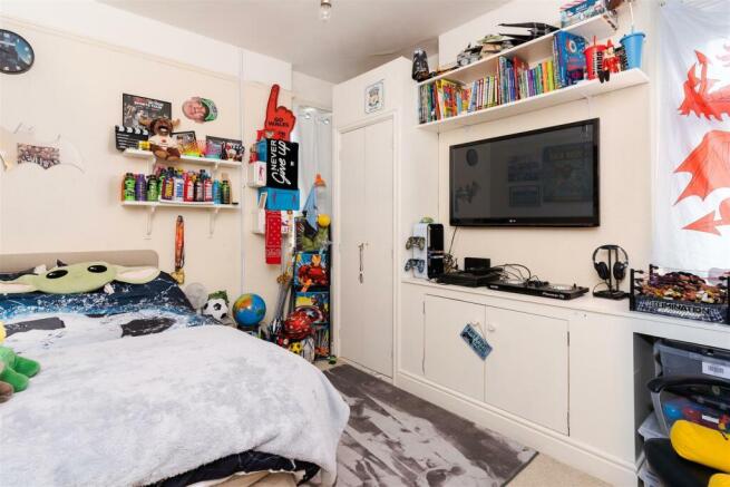 Photo 9