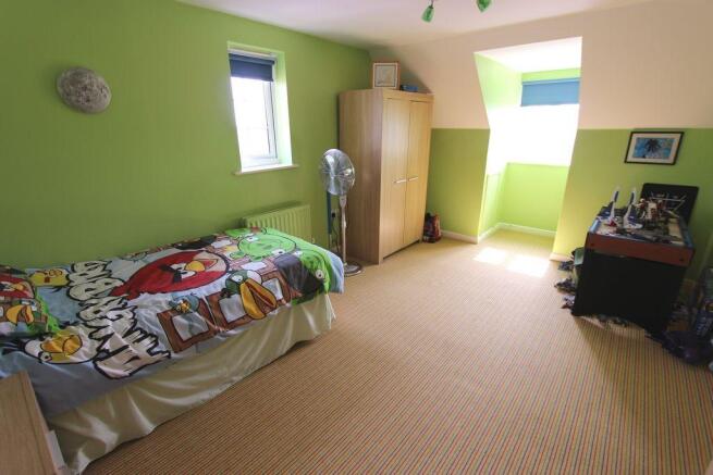 Photo 12