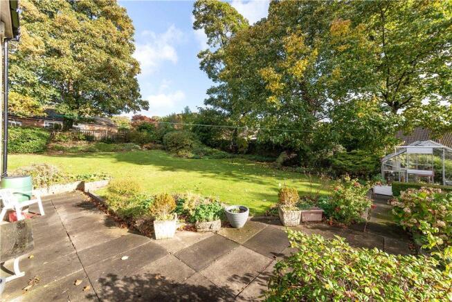 Extensive Gardens
