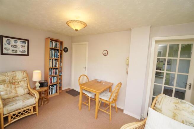 sitting room.jpg