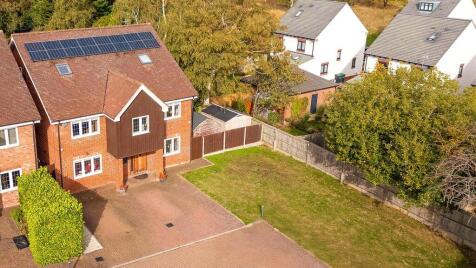 Lodge Close, Watford, Hertfordshire, WD25