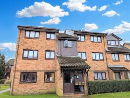 38, Manor Fields, Horsham RH13 6SB