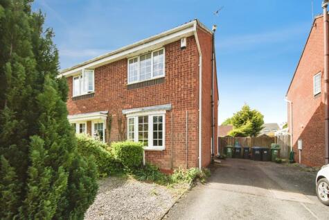 Ebourne Close, Kenilworth