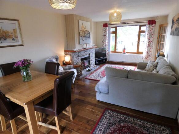 Living Room/Diner