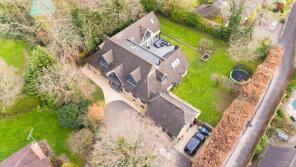 8 Scarsdale, Disraeli Park, Beaconsfield HP9 2QE