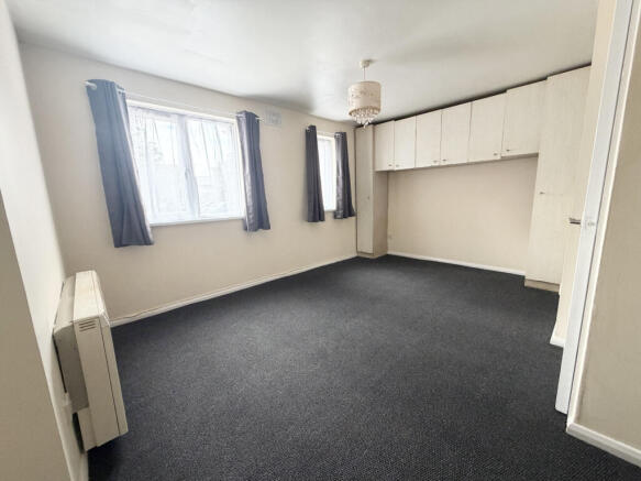 Spacious Studio Flat To Rent ¿ N9