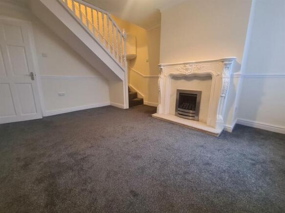 REAR RECEPTION ROOM