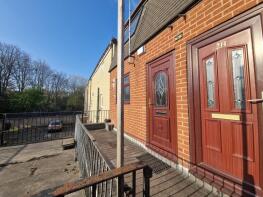 2a, High Street, Ferrybridge, Knottingley WF11 8NQ