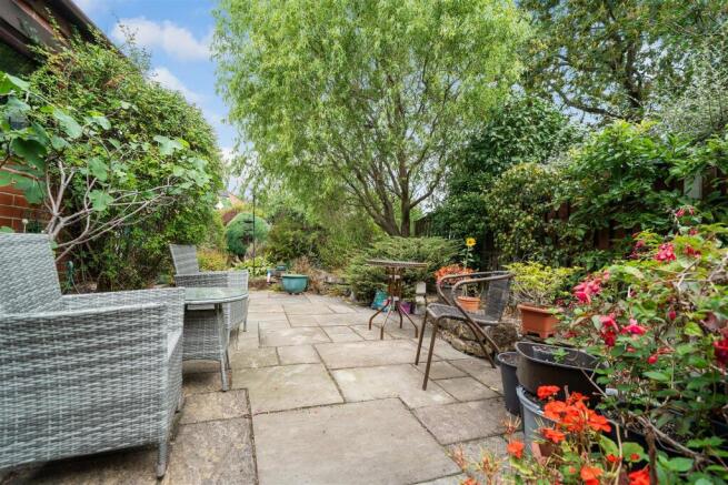 3 bed Semi-Detached for sale Image 4
