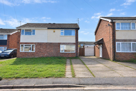Franciscan Close, Rushden, NN10