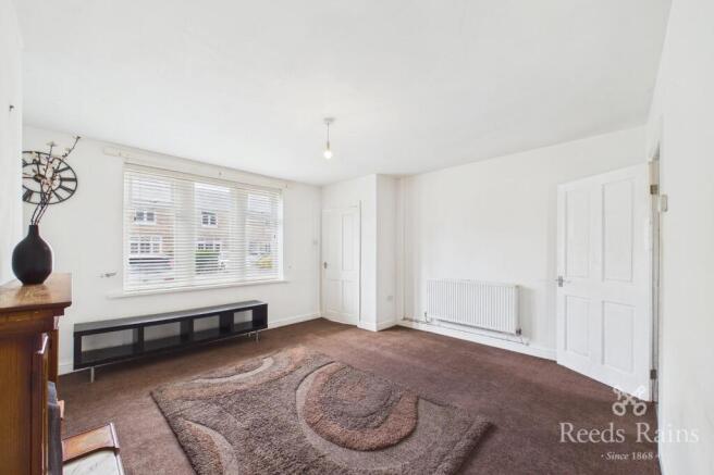 3 bed House to rent Image 8