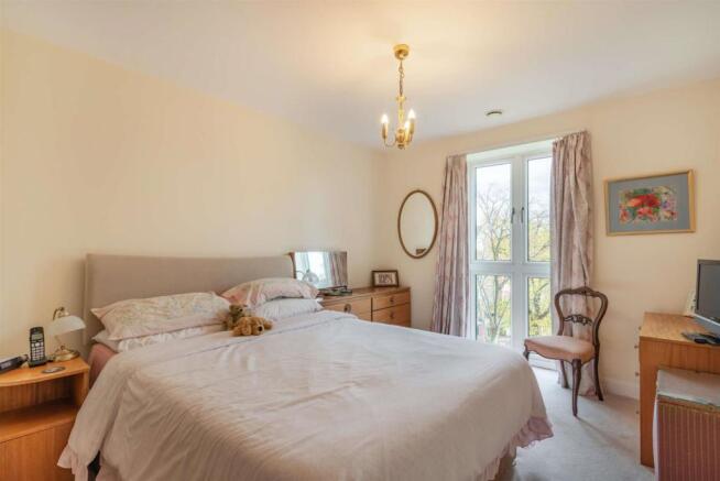 Bedroom 2.jpg