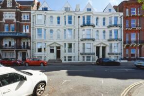 3, 28 29 Chesterfield House, Western Parade, Southsea PO5 3RP
