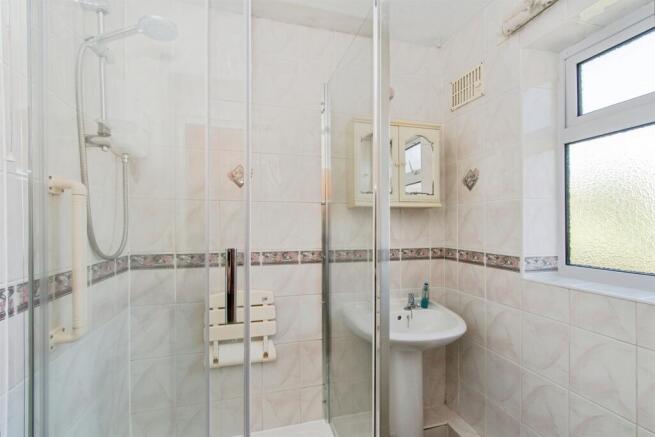 3 bed Semi-Detached for sale Image 6