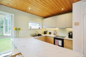 7, Ffordd Hebog, Y Felinheli LL56 4QZ