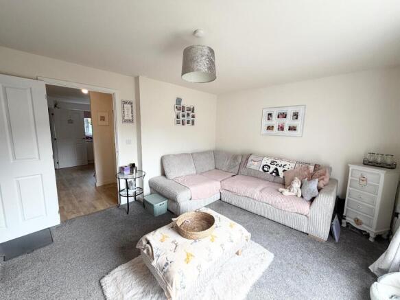 3 bed Terraced for sale Image 5