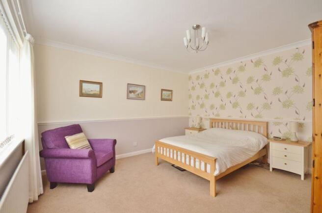 Downstairs bed...