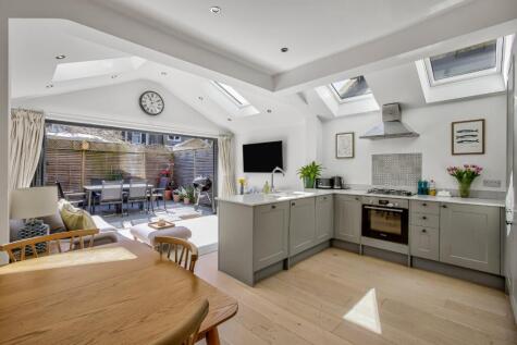 Thorndean Street, Earlsfield, London, SW18