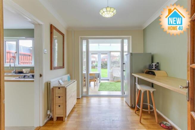 BREAKFAST AREA: