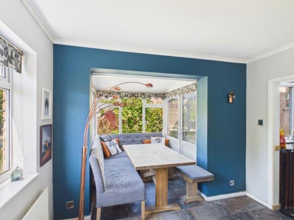 3 bed Semi-Detached for sale Image 10