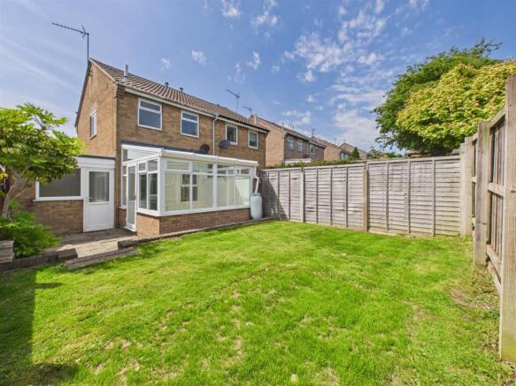 2 bed Semi-Detached for sale Image 10