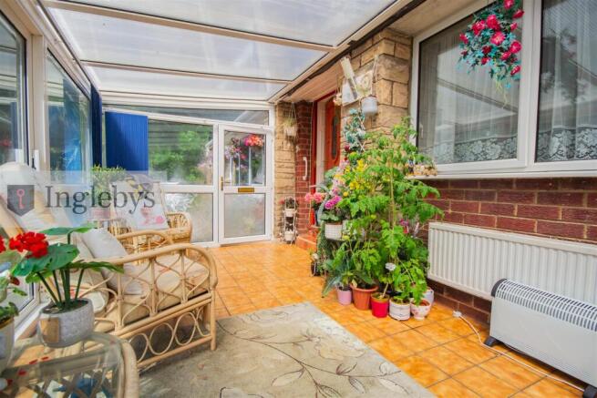 2 bed Detached Bungalow for sale Image 12