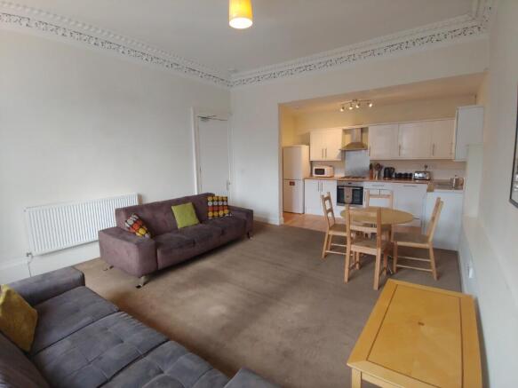 5_15940347987299.jpg