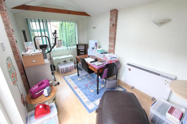 Hobby room/home office