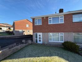 40, Longacre, Plymouth PL7 4RQ
