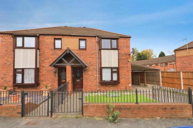 3-bed semi-detached on Larkhill, KIDDERMINSTER, £230,000