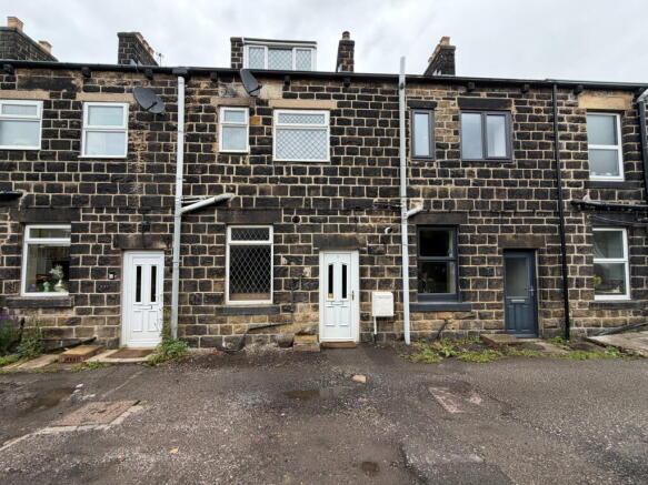 3 bed Terraced for sale Image 9