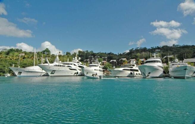 Super Yachts in The Bay